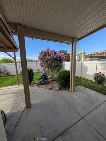 886 OAKLAND HILLS, Banning, CA 92220