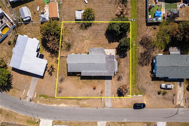 136 Coolidge AVE, Lehigh Acres, FL 33936