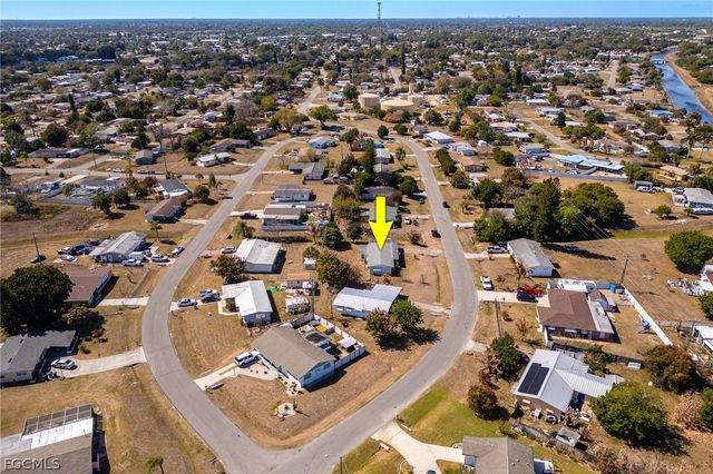 136 Coolidge AVE, Lehigh Acres, FL 33936