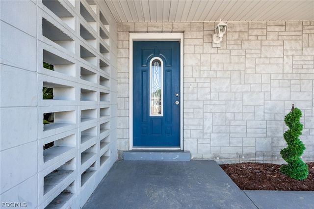 136 Coolidge AVE, Lehigh Acres, FL 33936