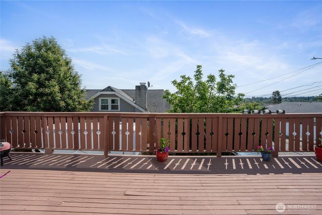 3565 E M Street, Tacoma, WA 98404