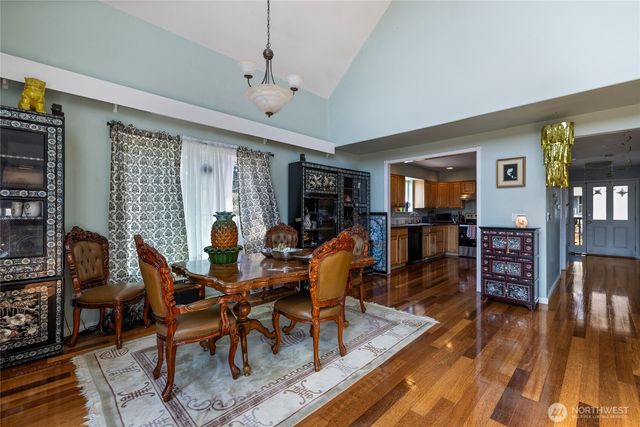 3565 E M Street, Tacoma, WA 98404