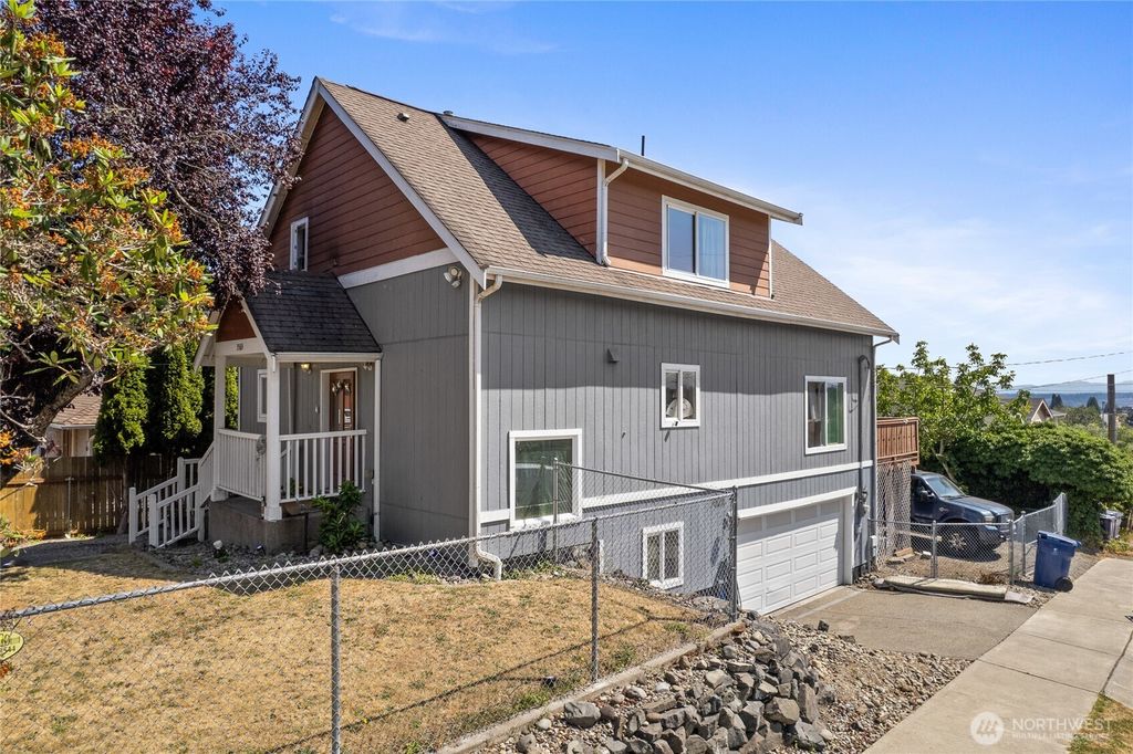 3565 E M Street, Tacoma, WA 98404