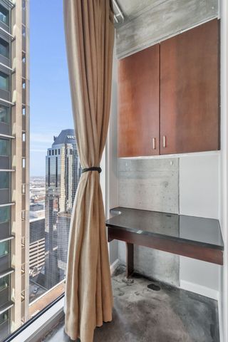 415 Church St Apt 2107, Nashville, TN 37219