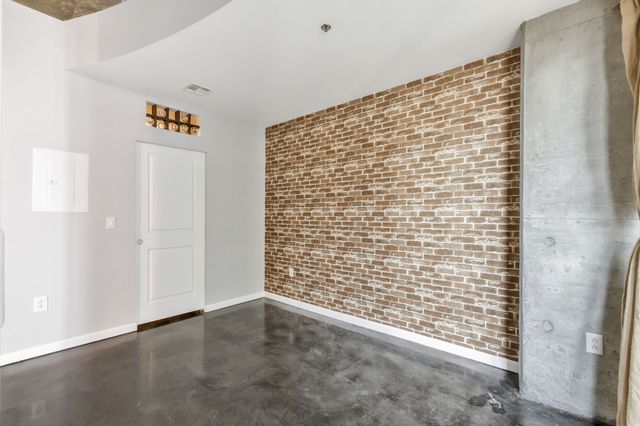 415 Church St Apt 2107, Nashville, TN 37219