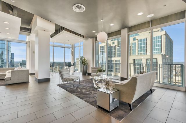 415 Church St Apt 2107, Nashville, TN 37219