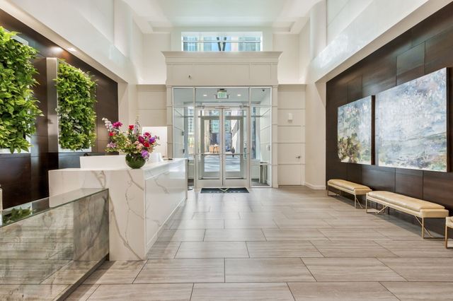 415 Church St Apt 2107, Nashville, TN 37219