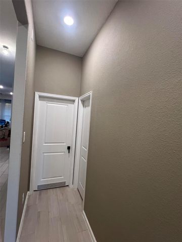 4334 Redford Valley Road, Rosharon, TX 77583