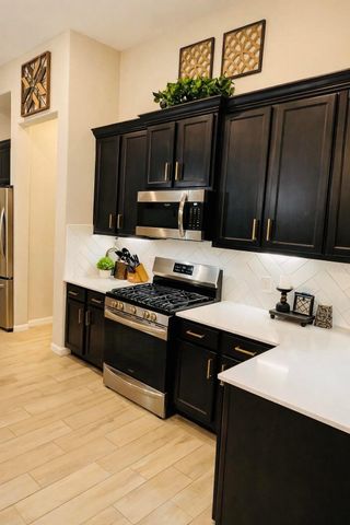 4334 Redford Valley Road, Rosharon, TX 77583