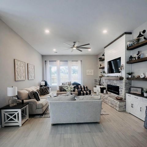 4334 Redford Valley Road, Rosharon, TX 77583