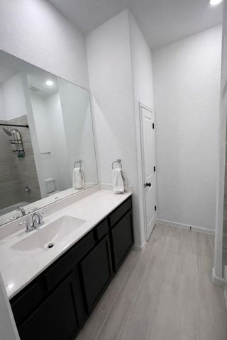 4334 Redford Valley Road, Rosharon, TX 77583