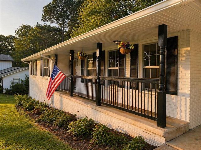 640 Smithstone Road SE, Marietta, GA 30067