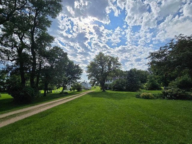 2047 60th Avenue, Altona Twp, MN 56164