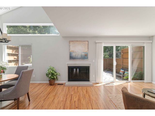 17585 Nw SHOREWOOD Dr, Beaverton, OR 97006