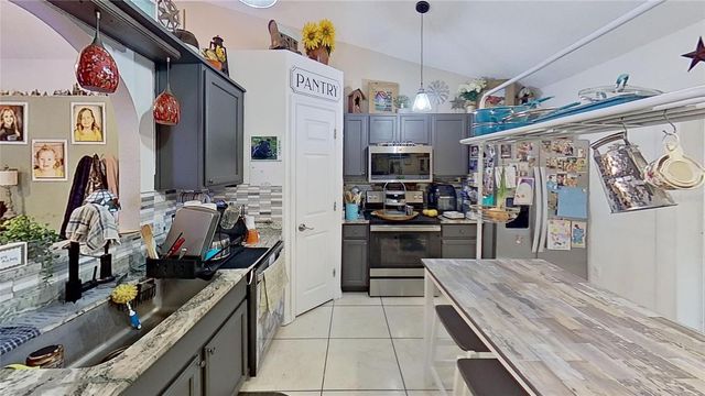 1031 BRENTON LEAF DRIVE, Ruskin, FL 33570