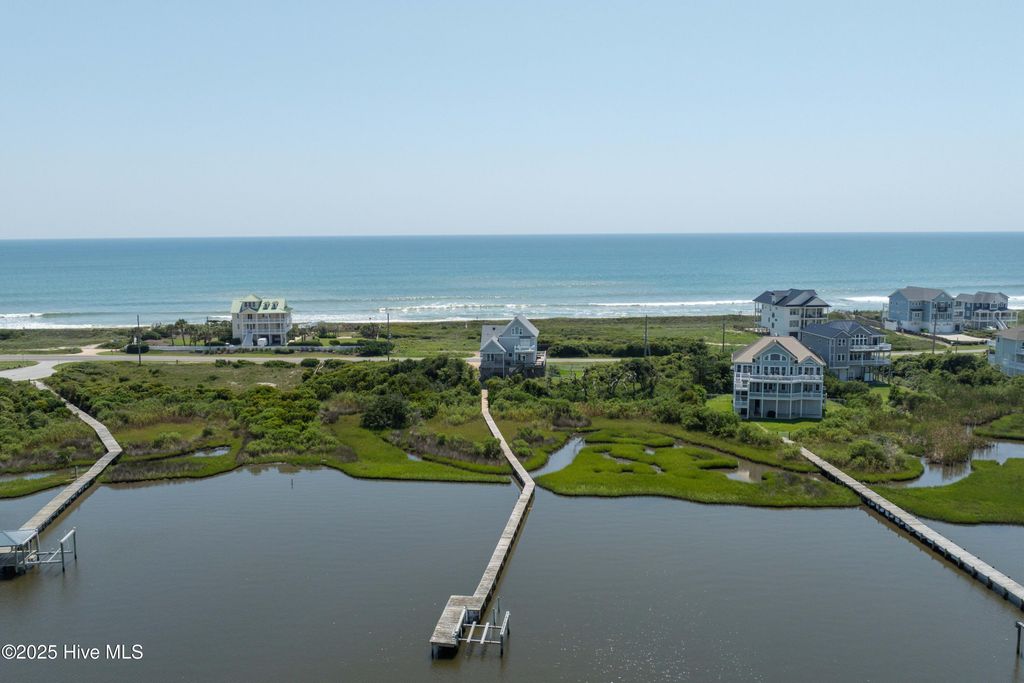 Image 15 of property listing at 625 New River Inlet Road, N Topsail Beach, NC 28460