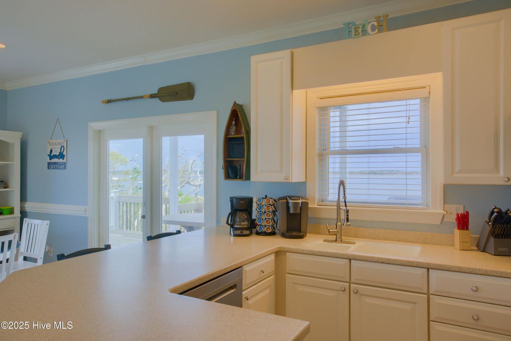 Image 17 of property listing at 625 New River Inlet Road, N Topsail Beach, NC 28460