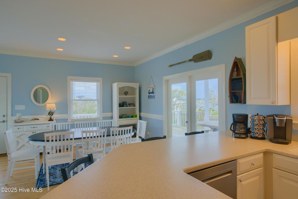 Image 18 of property listing at 625 New River Inlet Road, N Topsail Beach, NC 28460