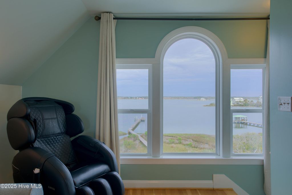 Image 53 of property listing at 625 New River Inlet Road, N Topsail Beach, NC 28460