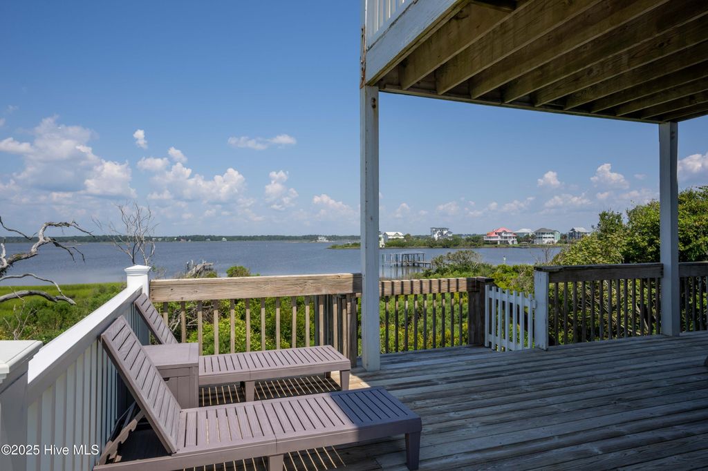 Image 58 of property listing at 625 New River Inlet Road, N Topsail Beach, NC 28460