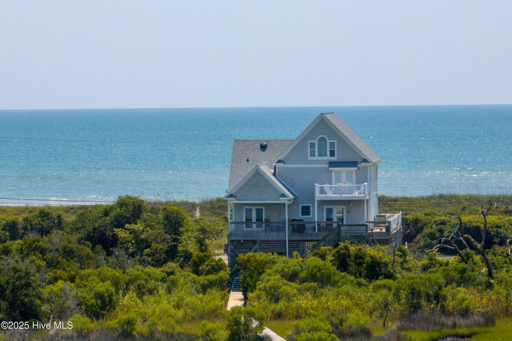 Image 60 of property listing at 625 New River Inlet Road, N Topsail Beach, NC 28460