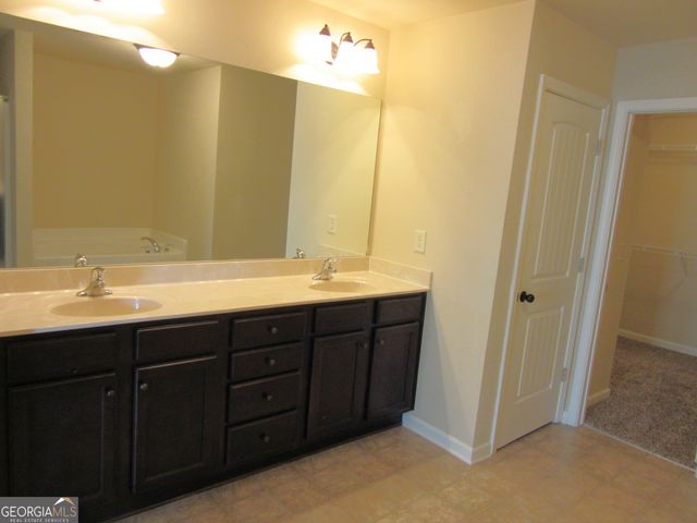 2729 Morgan Glen Road, Buford, GA 30519