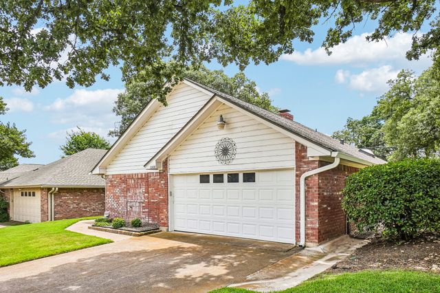 5508 Timber Green Drive, Arlington, TX 76016