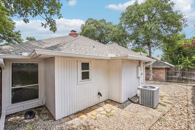 5508 Timber Green Drive, Arlington, TX 76016