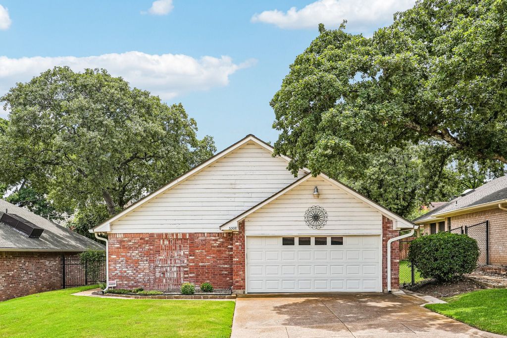 5508 Timber Green Drive, Arlington, TX 76016