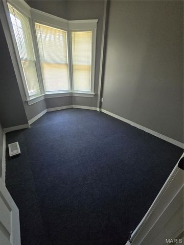 1412 Rowan Avenue, St Louis, MO 63112