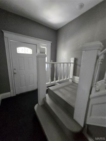 1412 Rowan Avenue, St Louis, MO 63112