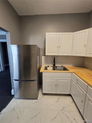 1412 Rowan Avenue, St Louis, MO 63112