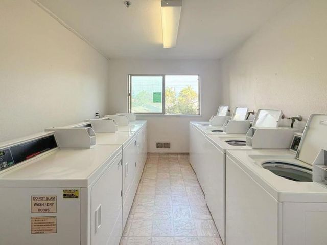 324 Catalpa Street 206, San Mateo, CA 94401