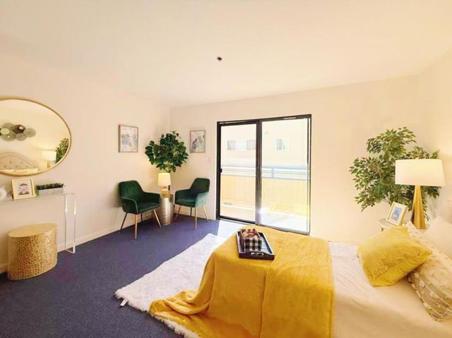 324 Catalpa Street 206, San Mateo, CA 94401