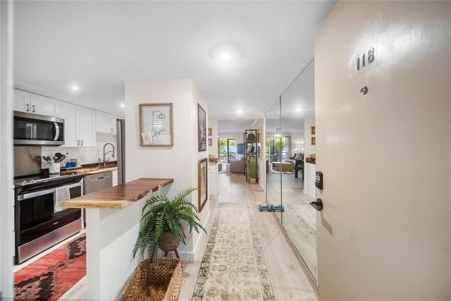 3700 S OSPREY AVENUE 118, Sarasota, FL 34239