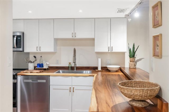 3700 S OSPREY AVENUE 118, Sarasota, FL 34239