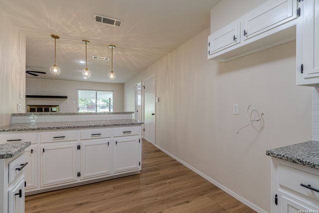 506 Magnolia, Jourdanton, TX 78026