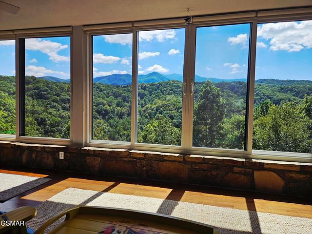 1704 Hidden Hills Rd 504, Gatlinburg, TN 37738