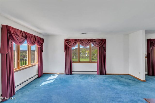 21 Pleasant Hill Drive, Poestenkill, NY 12140