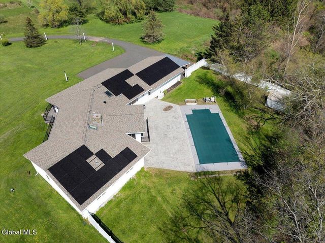 21 Pleasant Hill Drive, Poestenkill, NY 12140