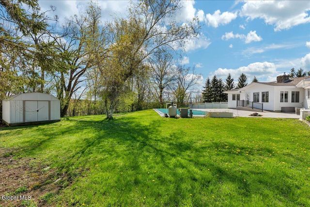 21 Pleasant Hill Drive, Poestenkill, NY 12140