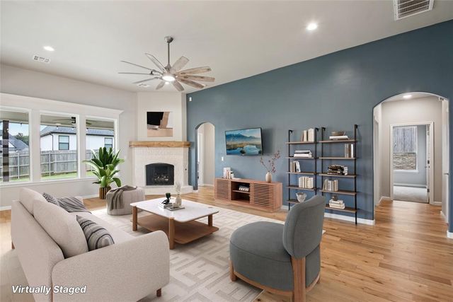 8216 Crew Lane, Edmond, OK 73034