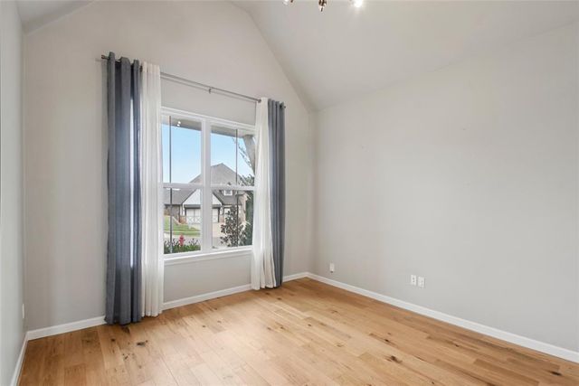 8216 Crew Lane, Edmond, OK 73034