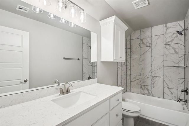 8216 Crew Lane, Edmond, OK 73034