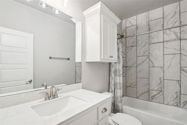 8216 Crew Lane, Edmond, OK 73034