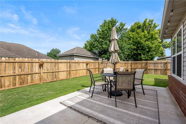 955 Todd Circle, Pea Ridge, AR 72751
