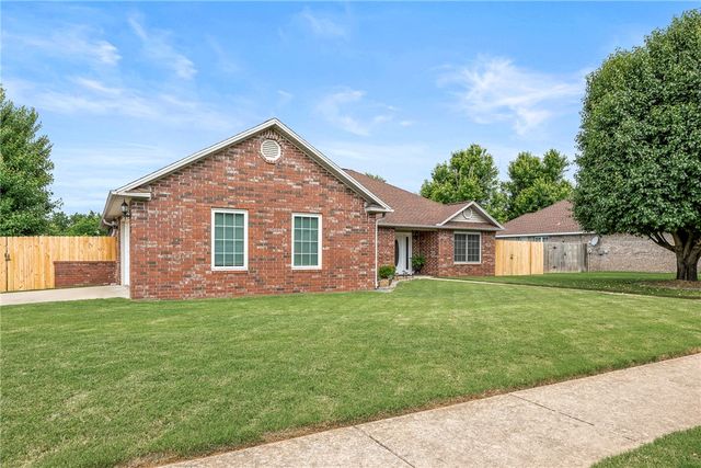 955 Todd Circle, Pea Ridge, AR 72751