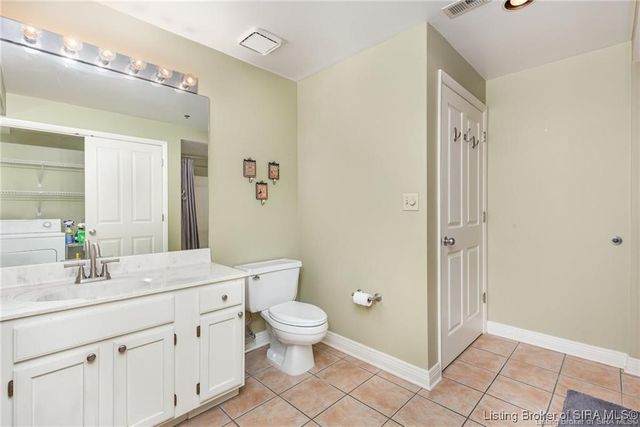 1 Riverpointe Plaza 520, Jeffersonville, IN 47130