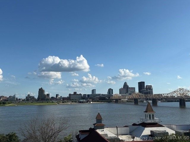 1 Riverpointe Plaza 520, Jeffersonville, IN 47130