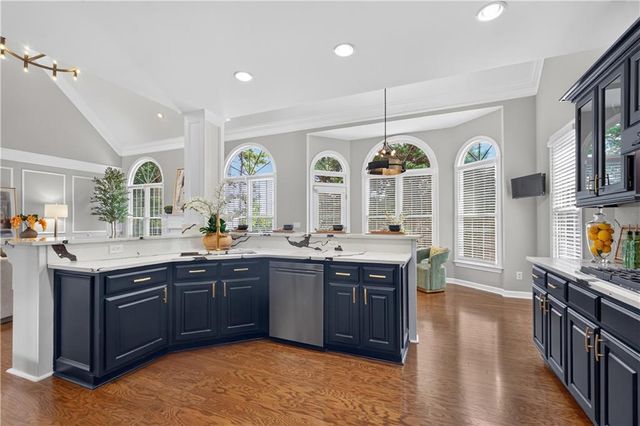 1725 Bucks Club Drive, Alpharetta, GA 30005